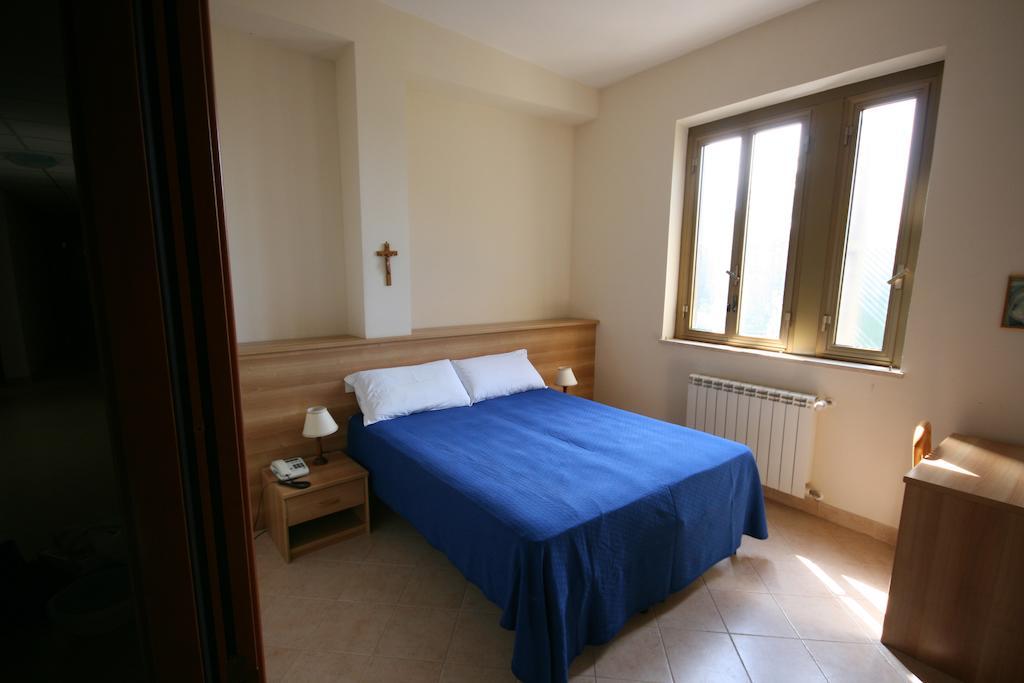Hotel Parco Santa Rita à Sacrofano Chambre photo