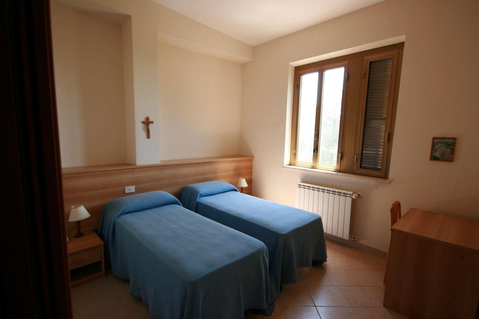 Hotel Parco Santa Rita à Sacrofano Extérieur photo