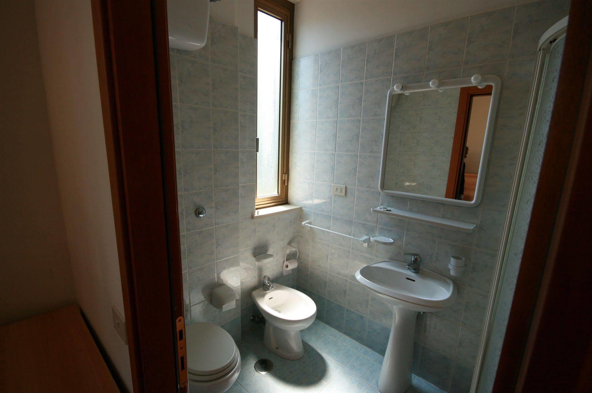 Hotel Parco Santa Rita à Sacrofano Extérieur photo